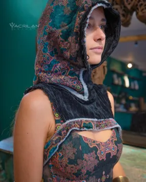 Crop Hood Sweater /  Ultra Polar Black Koala - ATLANTHEON