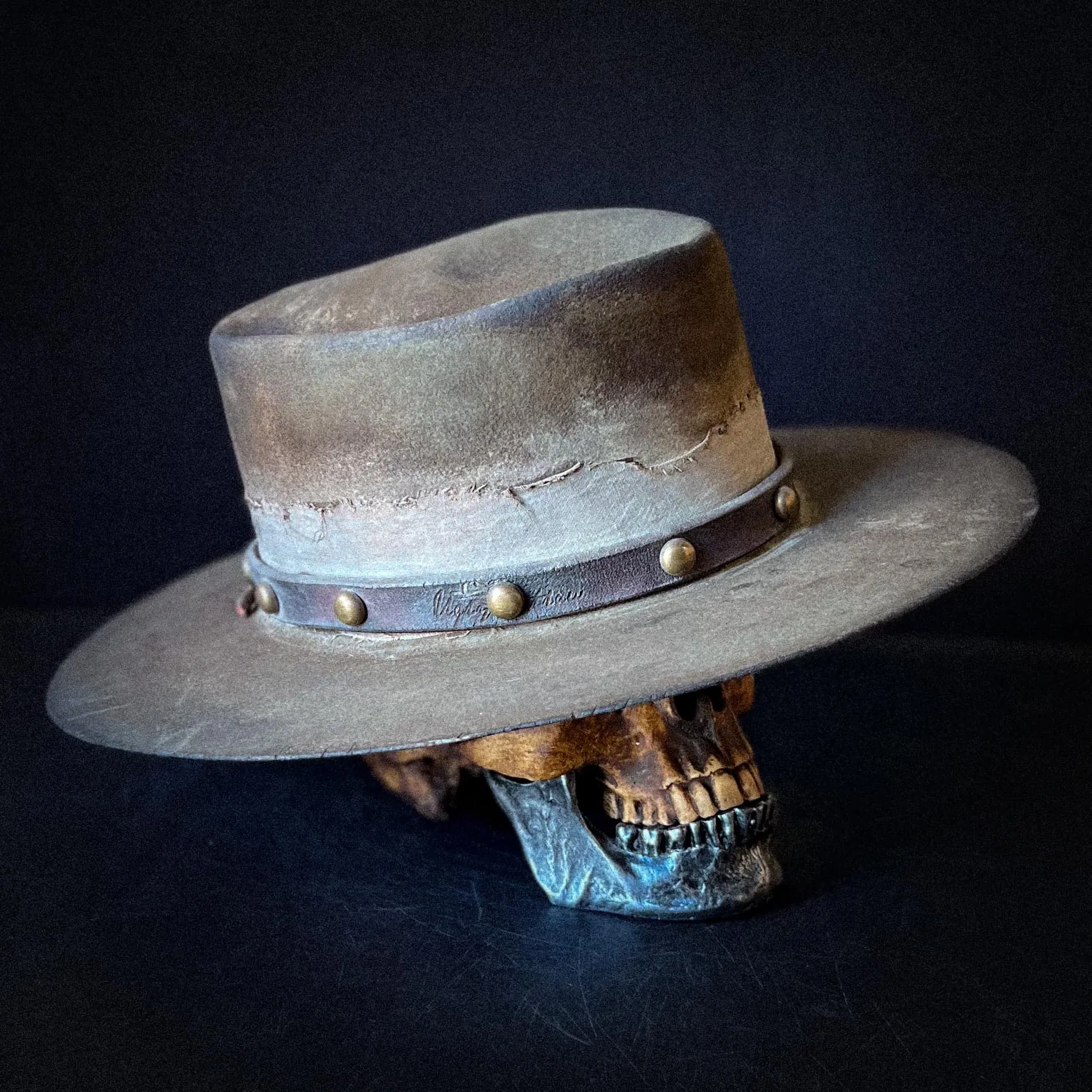 Rover Old-World Charm Chapeau Hat