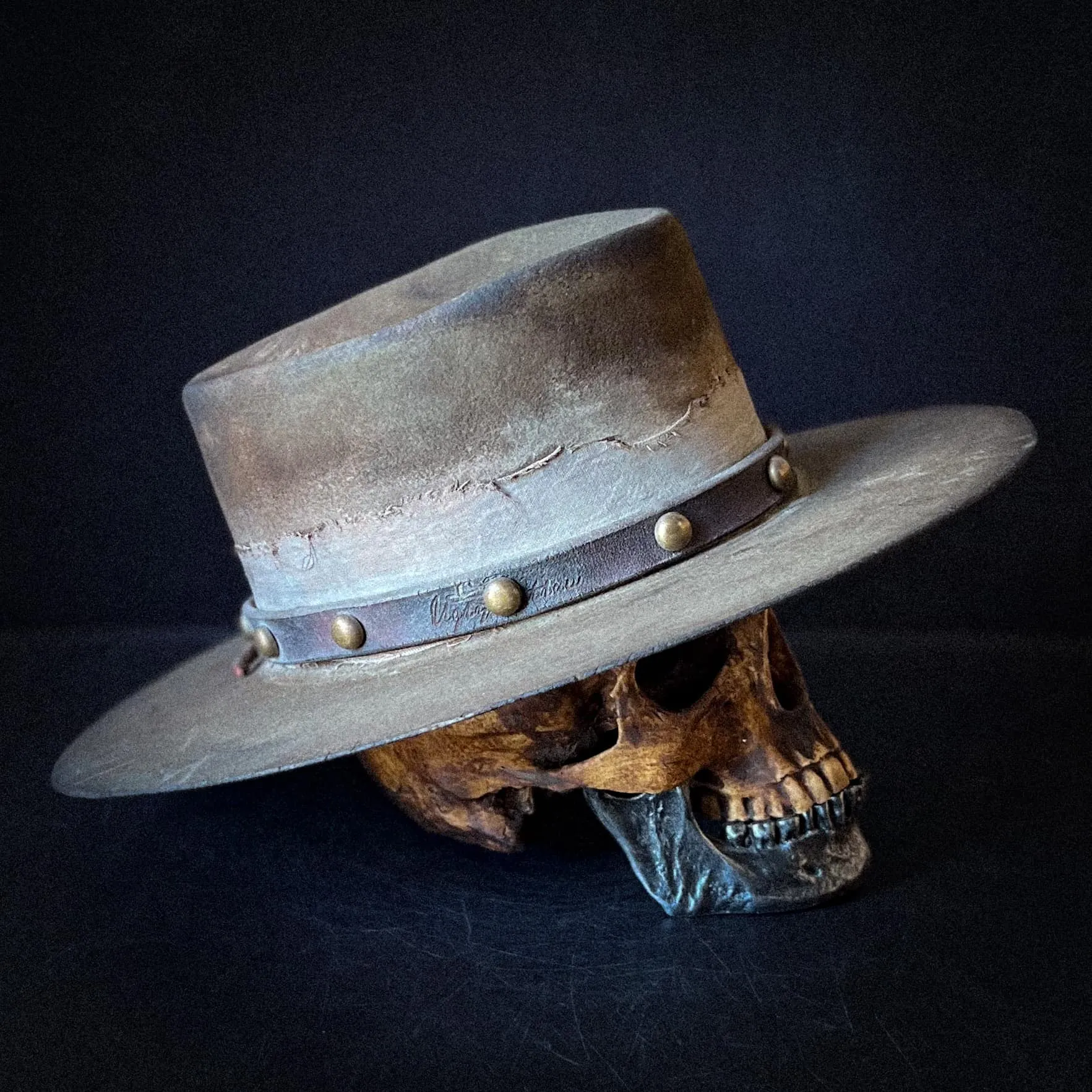 Rover Old-World Charm Chapeau Hat