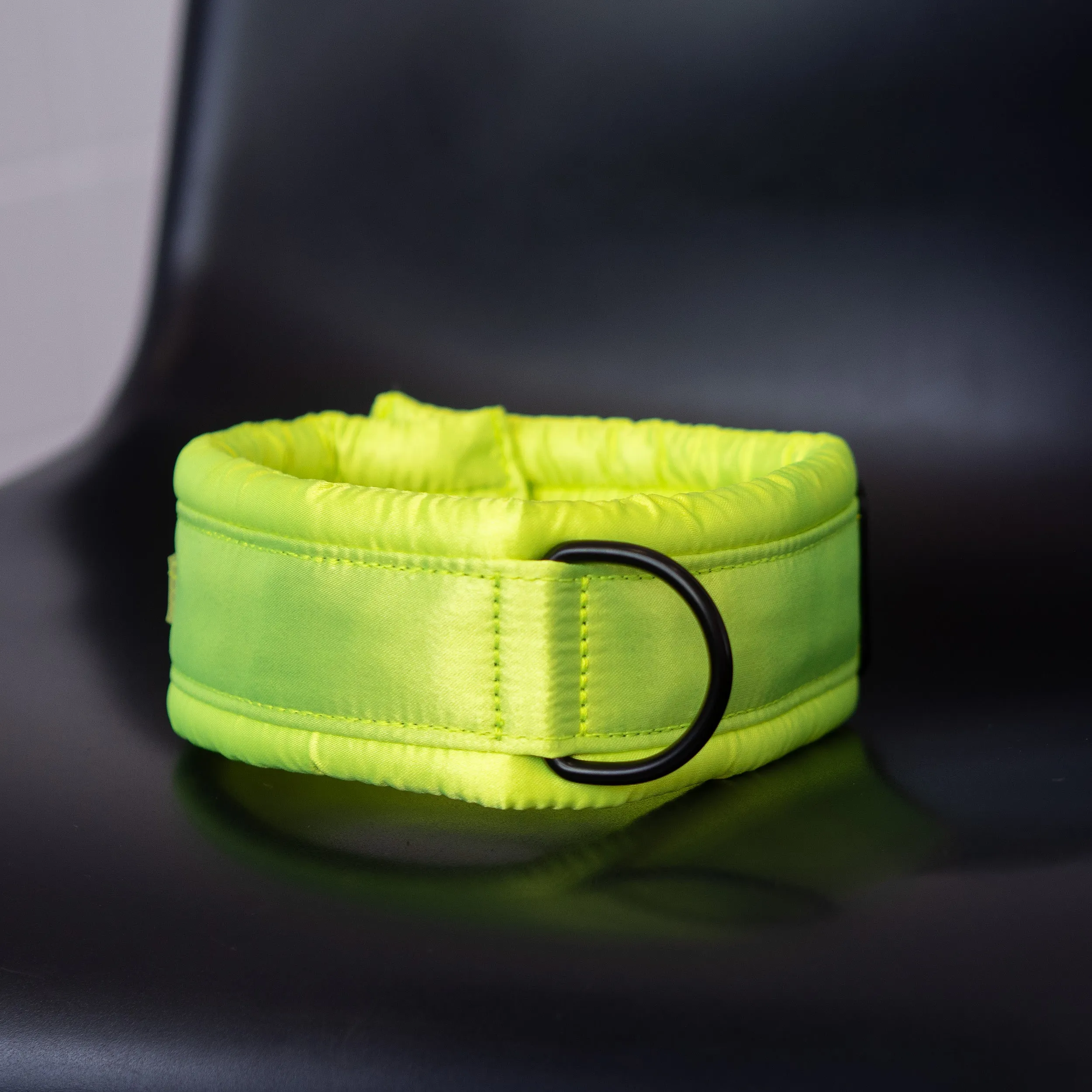Toy / Miniature / Medium Candy Satin Fluffy Magnetic Collar ® Citrus Splash